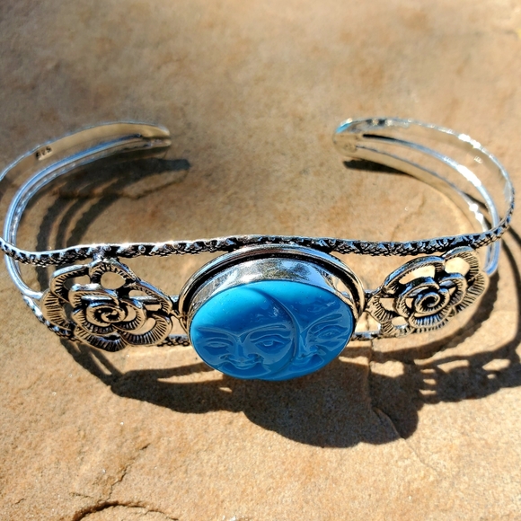 New Carved Double Moon Face 925 Silver Bracelet. - Picture 5 of 11